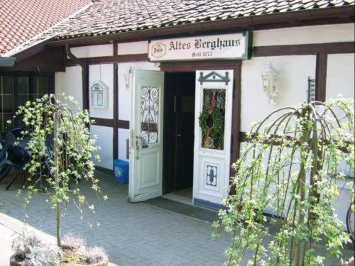 فندق باد ايسنفي  Altes Berghaus المظهر الخارجي الصورة